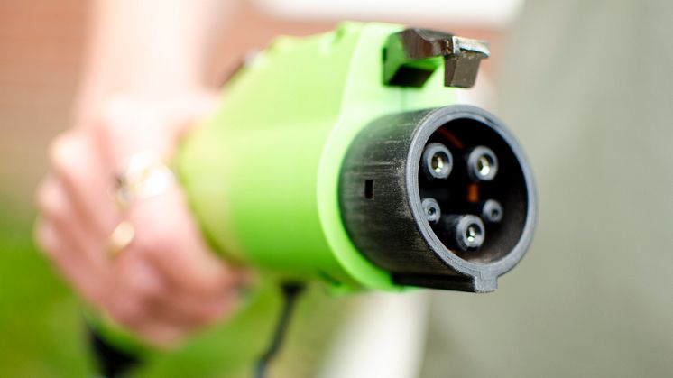 Jönköping Energi skriver under manifest att främja elfordon