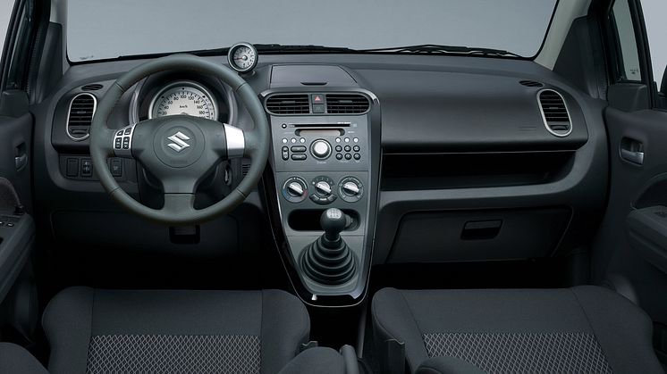Suzuki Splash instrumentbord 2012