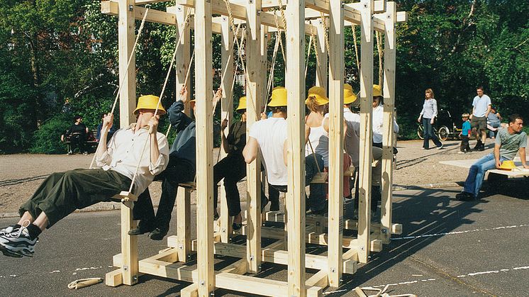 Molly Haslund GYNGER_002_KUNSTPARADE_2002