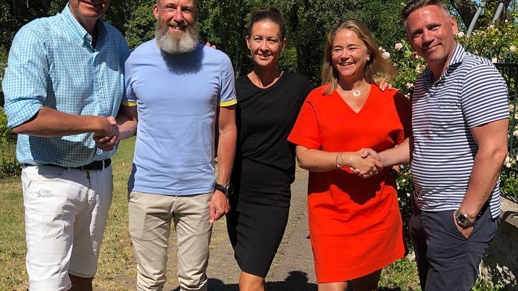 Från vä till hö; Hans Wallenstam (Wallenstam), Jonas Häggqvist (COLIVE), Malin Kernby (Wallenstam), Katarina Liljestam Beyer (COLIVE), Mathias Aronsson (Wallenstam)