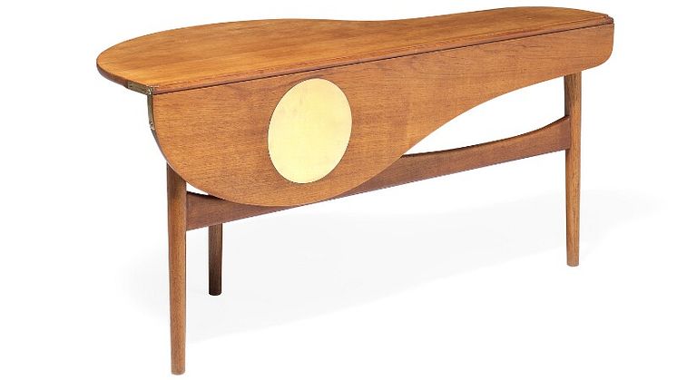 Finn Juhl: Extremely rare coffee table. Sold for DKK 370,000
