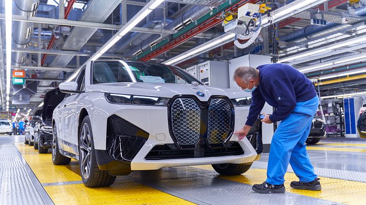 BMW iX i produksjon