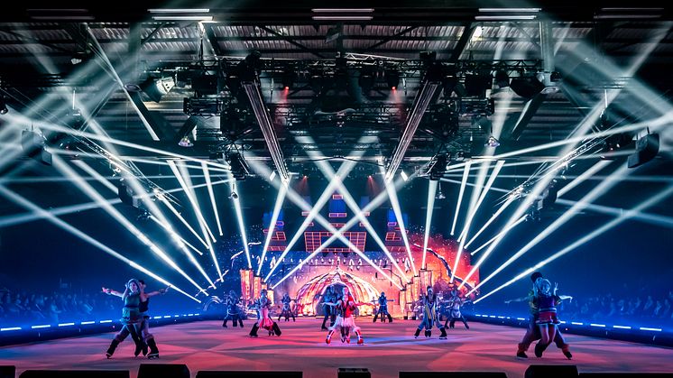 HOLIDAY ON ICE SUPERNOVA