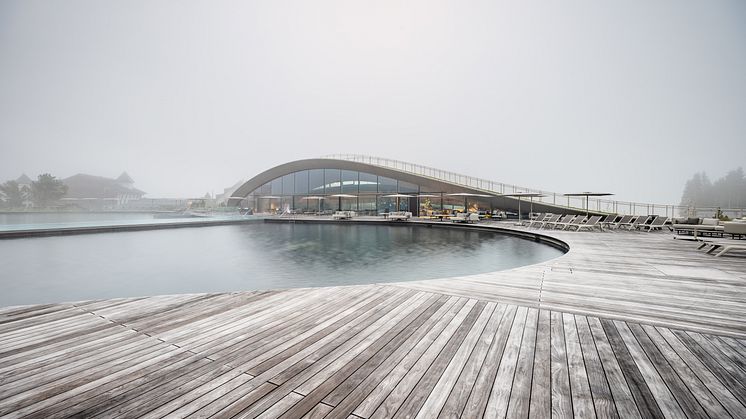 Wellness Terrasse mit Holz: „ATMOSPHERE by Krallerhof