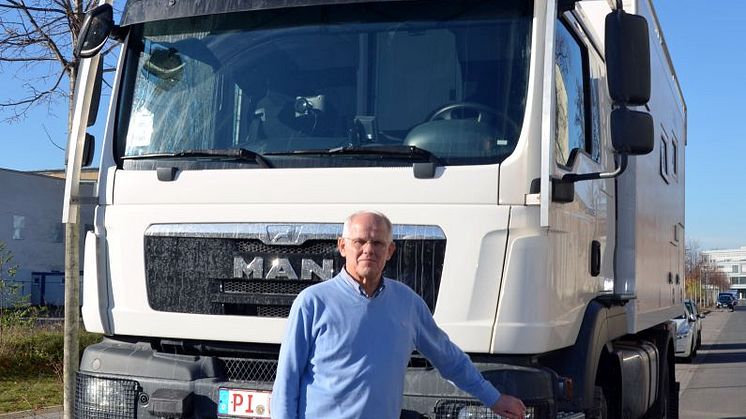 Jörn Kerkamm wird mit seinem Weltreisemobil auf der "Touristik & Caravaning" zu sehen sein