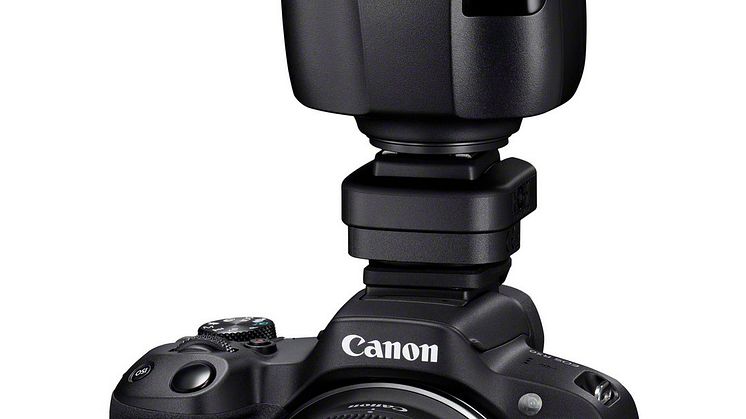Canon EOS R50_ BlackFrontSlantLeft_RF-S18-45mm(BK)_AD-E1_EL-100