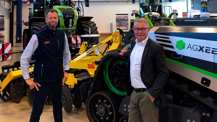Fra venstre: Arne Spejlborg, Head of service i Danish Agro Machinerys danske importselskab og Michael Husfeldt, administrerende direktør i Danish Agro Machinerys danske importselskab.