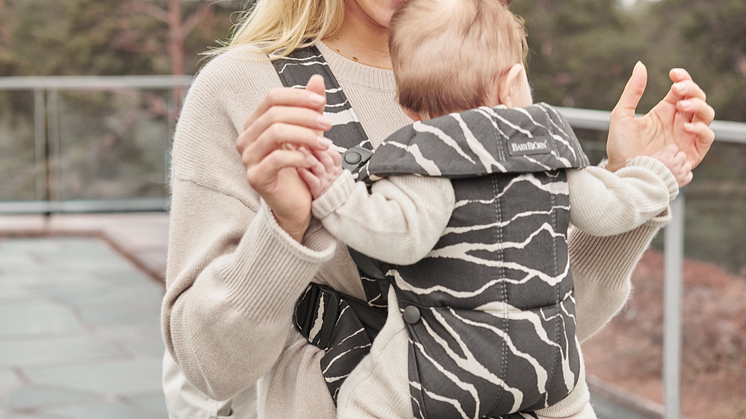 BabyBjörn launches a new print – inspired by Mother nature