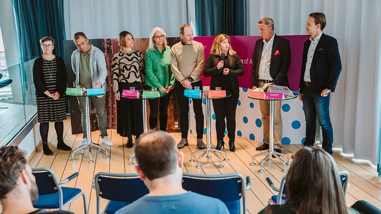 Annika Olsson, Lund University, Jonas Spangenberg, BoKlok, Susanne Hjorthagen, Nowaste, Lena Herder, IKEA, Göran Nilsson, IKEA, Charlotta Pelagalli, Microsoft, Jan Björklund (S), City of Helsingborg, Peter Danielsson (M), City of Helsingborg