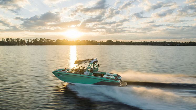 Hi-res image - YANMAR - The new YANMAR diesel package is available on the Super Air Nautique G25