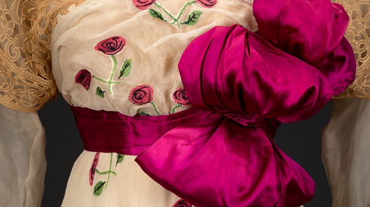 Augusta Lundin, aftonklänning 1913, Göteborgs stadsmuseum. Foto Kristin Lidell.