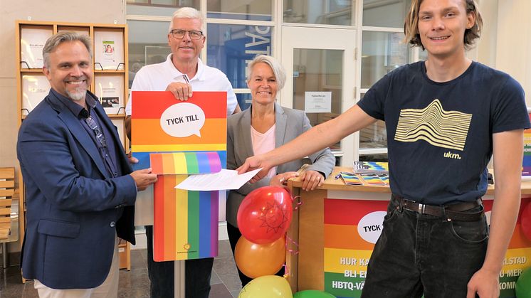 Niklas Wikström, Ola Persson, Margareta Friman och Hazel Svensson.