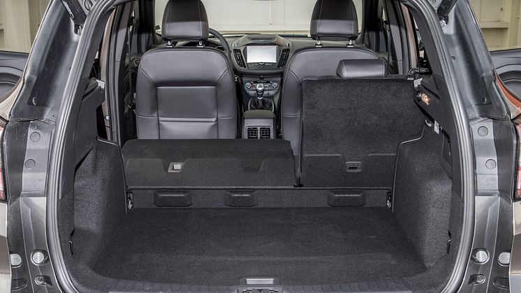 ST-Line_Kuga_057