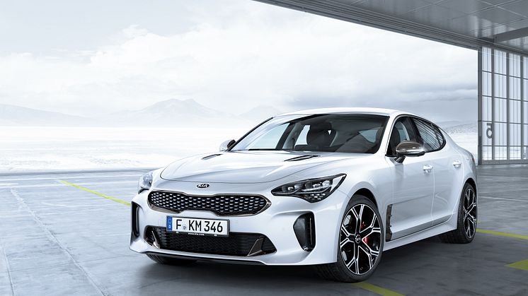 Kia Stinger - exterior 13