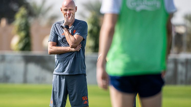 Én times træning med Ståle Solbakken, Viktor Fischer og andre FCK-spillere.