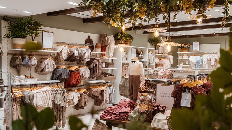 Newbie storeopening UK2.jpg