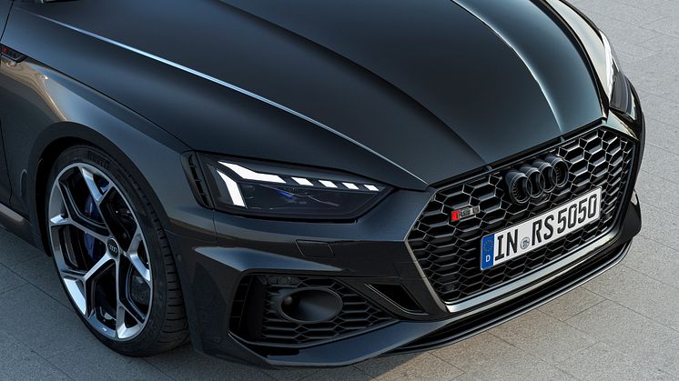 Audi RS 5 Sportback med competition plus pakke (Sebringsort krystaleffekt)