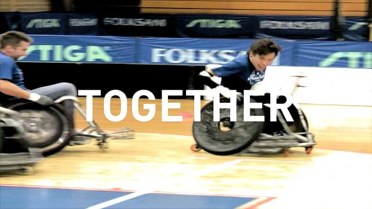 Låten som ska ena och sporra på vägen mot toppen