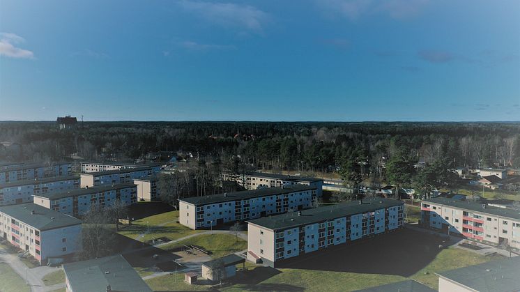 Brf Opalen, Norrköping. Föreningen beräknas minska sin köpta el med 42 % genom installation av solpanelerna.