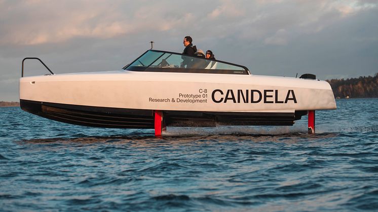 Candela C-8 maiden flight