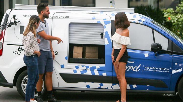 Ford - Postames együttműködés
