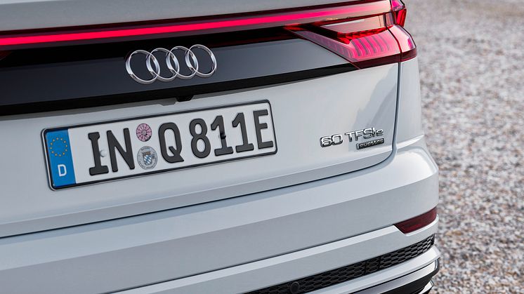 Audi Q8 60 TFSI e quattro (Gletsjerhvid)
