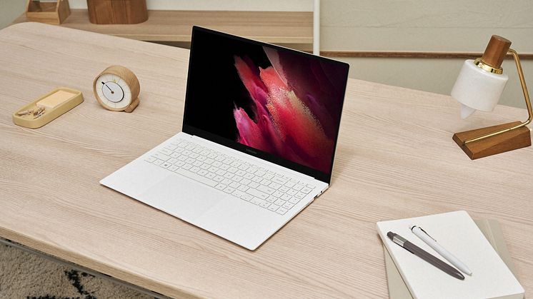 Galaxy_Book_Pro_15inch_MysticPinkGold