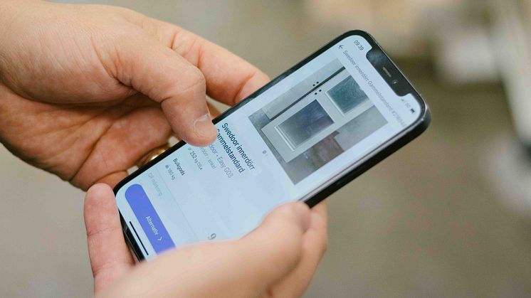 Mimer använder Palats app för att inventera inför återbruk.