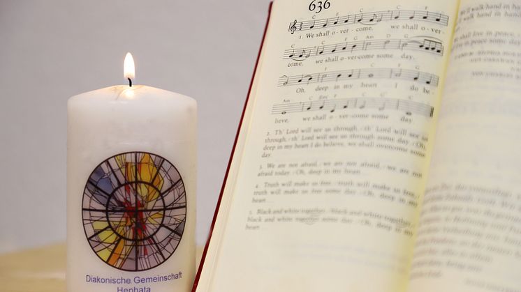 „We shall overcome“ oder auf Deutsch „Wir werden es überwinden“: Der Protestsong aus der US-amerikanischen Bürgerrechtsbewegung soll am Samstag bei einer Menschenkette in der Treysaer Bahnhofstraße erklingen. 