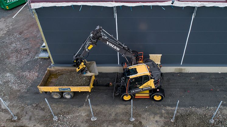 Volvo EWR130E i arbete i Uppsala