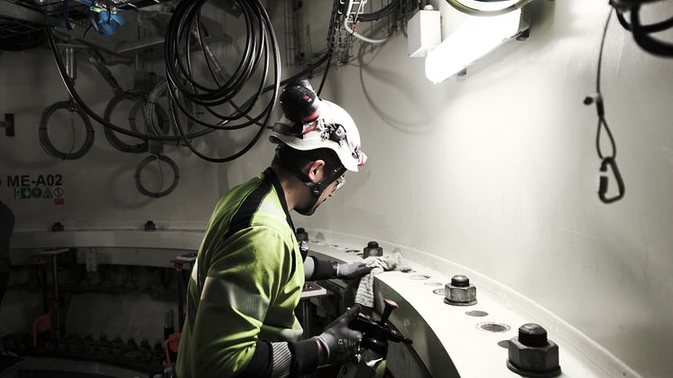 GWS Technician Inside turbine