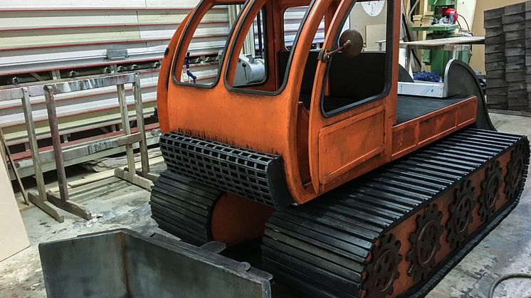 Nysnickrad pistmaskin med rutschkana snart färdig för resan upp till Ramundberget.