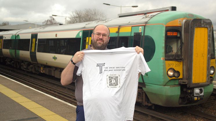 Dave Jones - The Great British Railway Adventure platform T-shirt