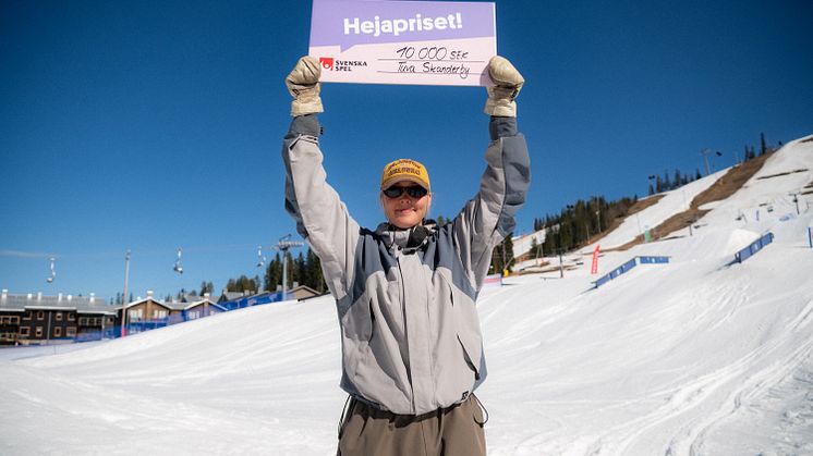 240412-SM-KLÄPPEN-FREESKI-SLOPESTYLE-HEJAPRISET-TUVA-skanderby-FOTO-DANIEL-BERNSTÅL.jpg
