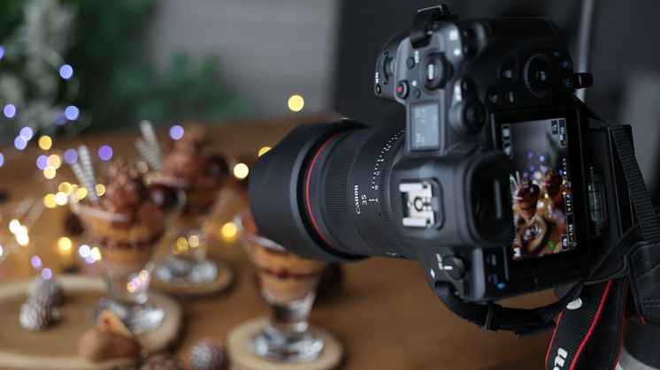 RF 35MM F1.4L VCM_CINC_UseCase_Lifestyle_Studio_R3A_9253.JPG
