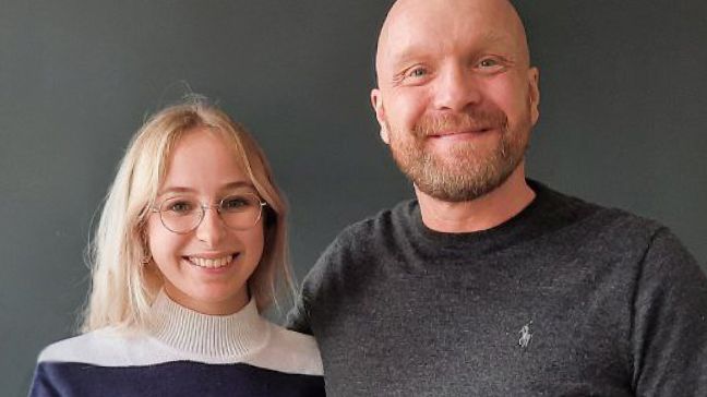 Outbox-AG-Team-Vertrieb-Vitalia_Svionder_und_Thomas_Weiss