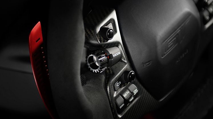 All-NewFordGT_Innovations_06