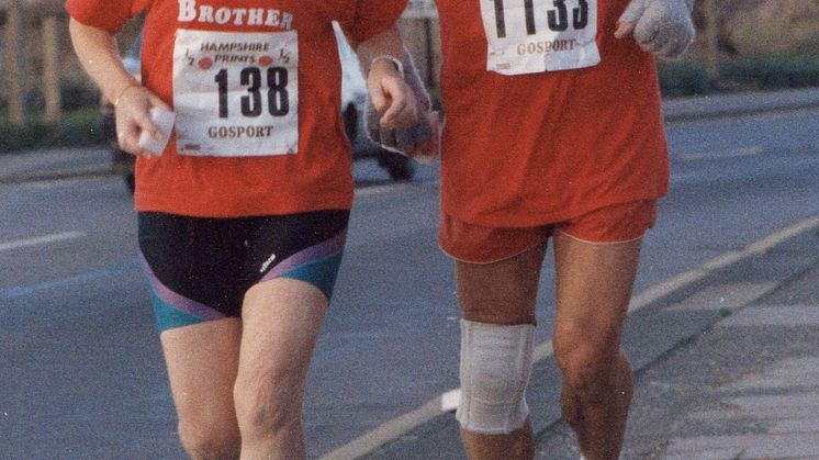 Family of ten take on the Great South Run in memory of Dad and Grandad