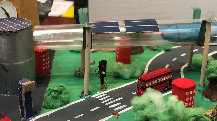 I tävligen Framtida Transporter bidrar eleverna med förslag på nya innovativa lösningar på framtidens transporter. 