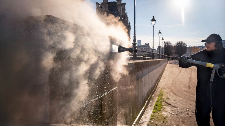 ecobooster_prof_hd_municipal_monument_cleaning_app_06_CI20-150_DPI.jpg