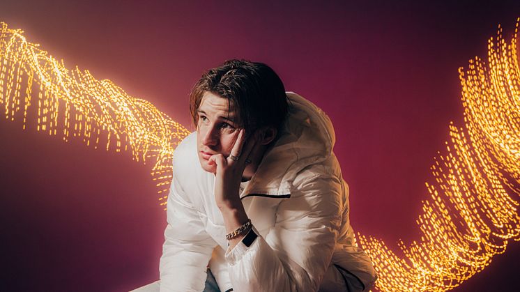 RASMUS HULTGREN SLÄPPER ÄNTLIGEN SOUNDCLOUD FRAMGÅNGEN "MAMMA"