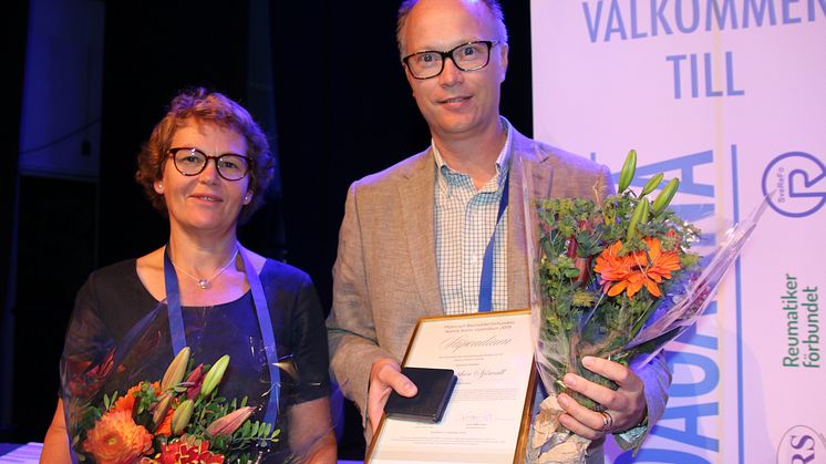 Årets mottagare av Nanna Svartz-stipendiet Inger Gjertsson och Christopher Sjöwall.