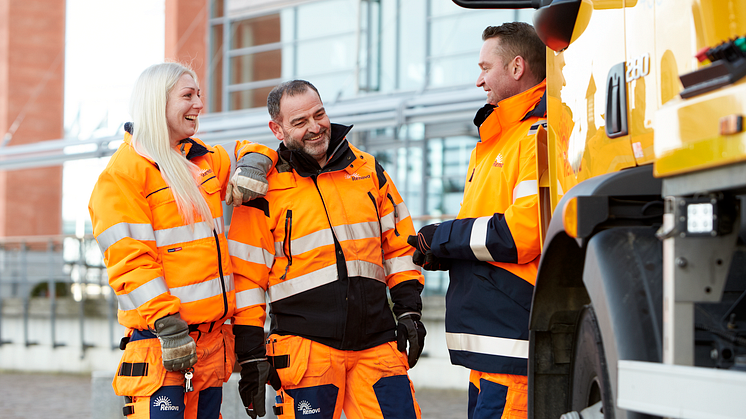 Redan idag räknar man med att det behövs 7000 nya lastbilschaufförer under det närmaste året och 50.000 inom de närmaste tio åren.