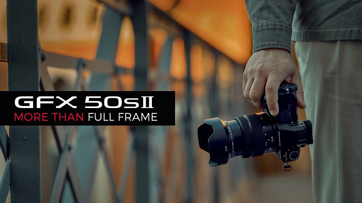 FUJIFILM GFX50S II