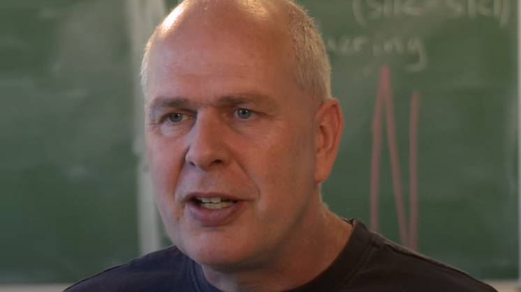 Jan Boddum Larsen, underviser på H.C. Ørsted Gymnasiet og medlem af National Komitéen for Matematik