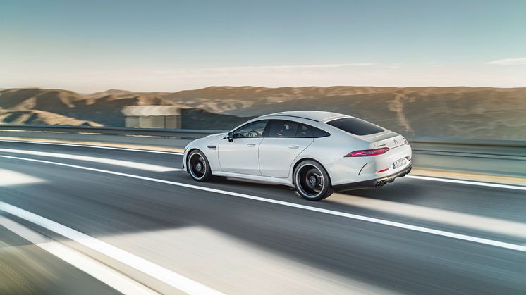 Mercedes-AMG 4-dørs coupé