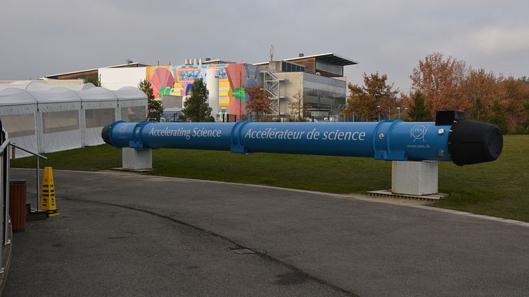 Pressinbjudan – Gymnasielever på unik virtuell rundtur på forskningsanläggningen CERN Schweiz