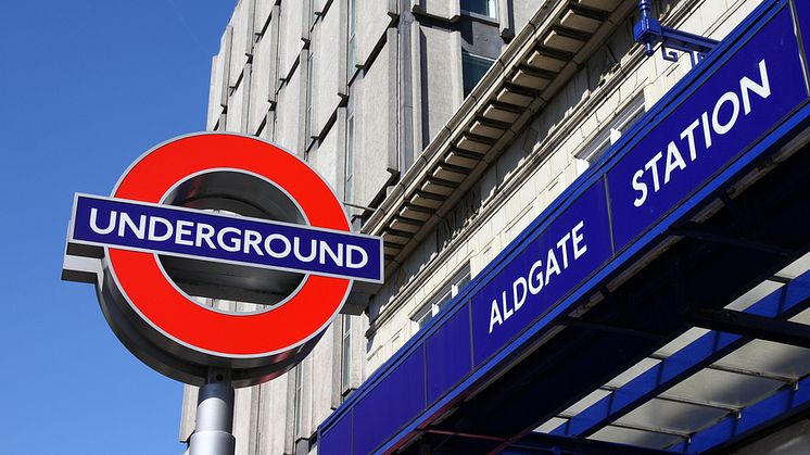 London underground travellers are not just being told to 'mind the gap', but also to 'mind the air' under a bold scheme to keep them updated about pollution peaks in the British capital.