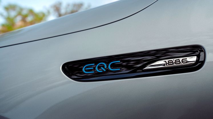 Mercedes-Benz_EQC_400_salesrelease00001