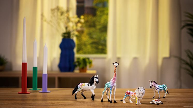 Collectors_90yrs_5Tiere_Quer_uncropped_cmyk